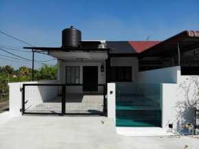 Zen Retreat Glass Pool Villa